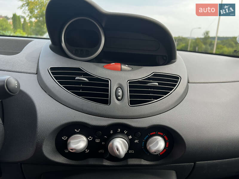 Хэтчбек Renault Twingo 2013 в Трускавце