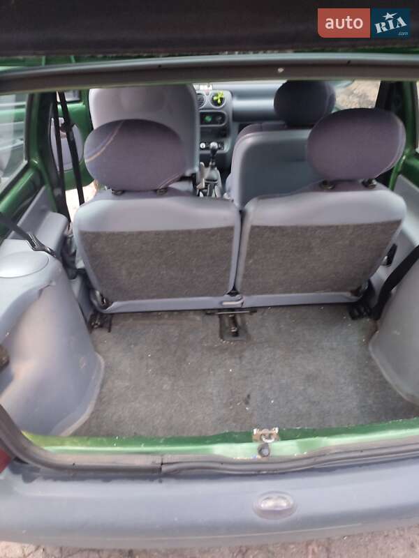 Хетчбек Renault Twingo 1998 в Дніпрі