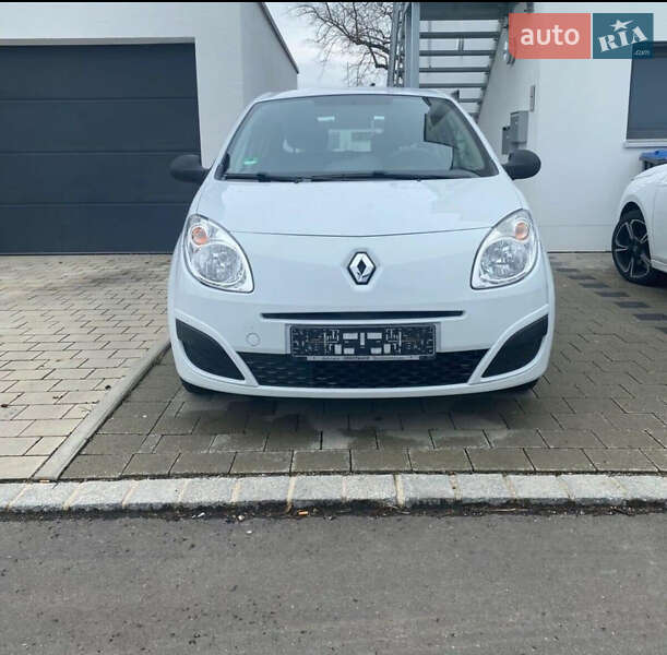Хэтчбек Renault Twingo 2009 в Миргороде