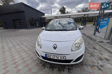 Хэтчбек Renault Twingo 2010 в Запорожье