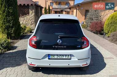 Хэтчбек Renault Twingo 2021 в 