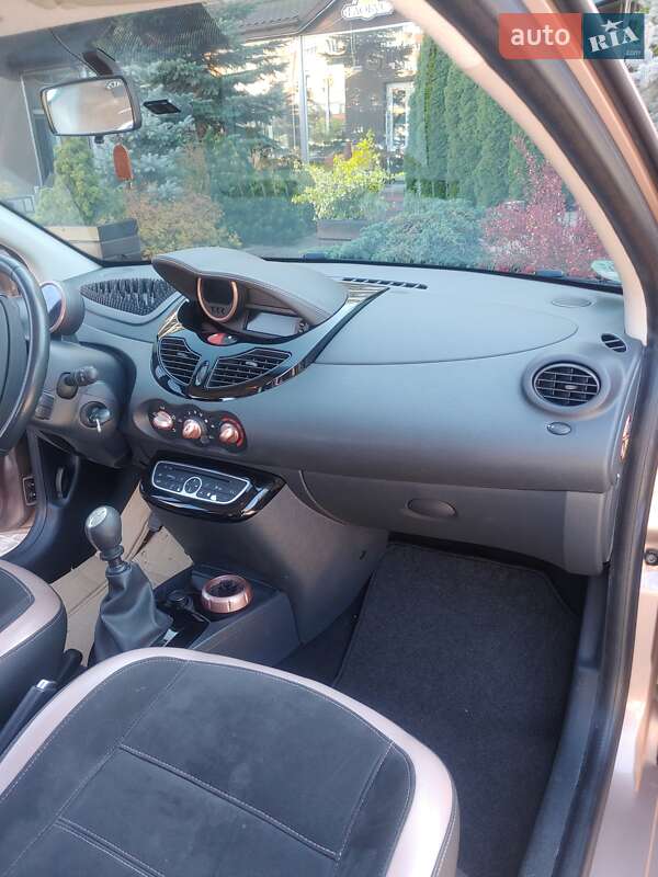 Хэтчбек Renault Twingo 2011 в Тернополе
