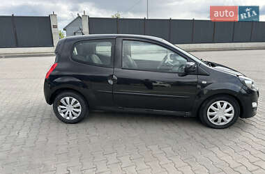 Хэтчбек Renault Twingo 2012 в 