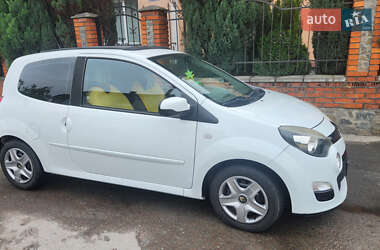 Хэтчбек Renault Twingo 2011 в Звягеле
