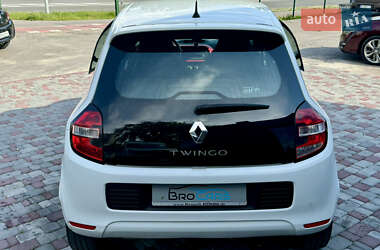 Хетчбек Renault Twingo 2015 в 