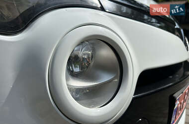 Хэтчбек Renault Twingo 2013 в 