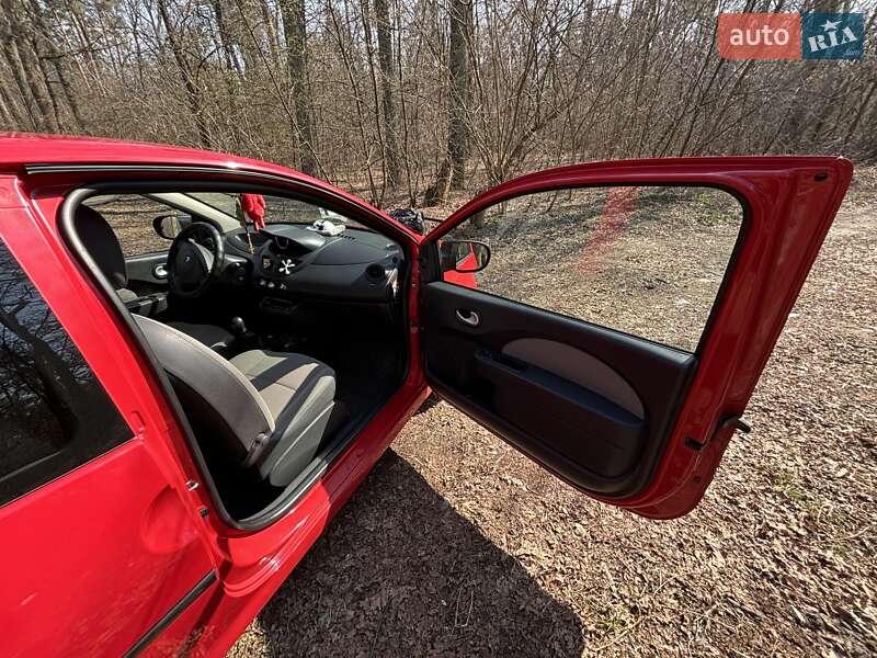 Хэтчбек Renault Twingo 2011 в Броварах фото 11 Хэтчбек Renault Twingo 2011 в Броварах