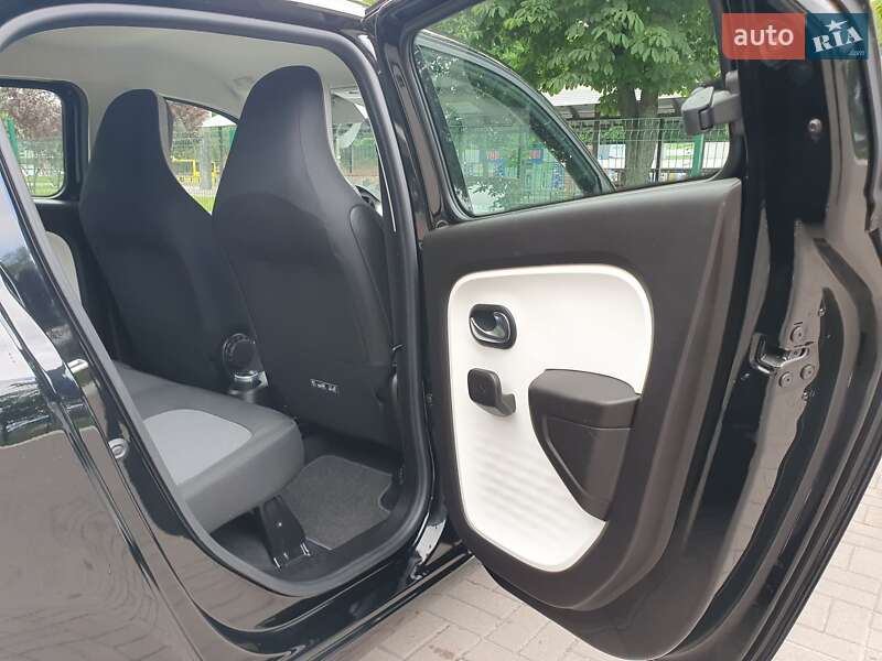 Хэтчбек Renault Twingo 2021 в Киеве