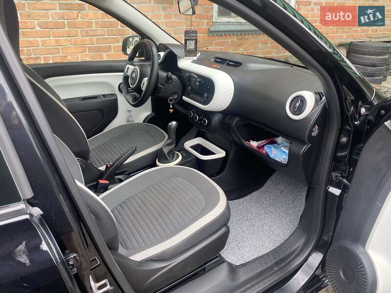 Хэтчбек Renault Twingo 2015 в Нововолынске