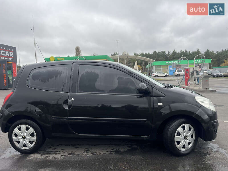Хетчбек Renault Twingo 2008 в Києві фото 4 Хетчбек Renault Twingo 2008 в Києві