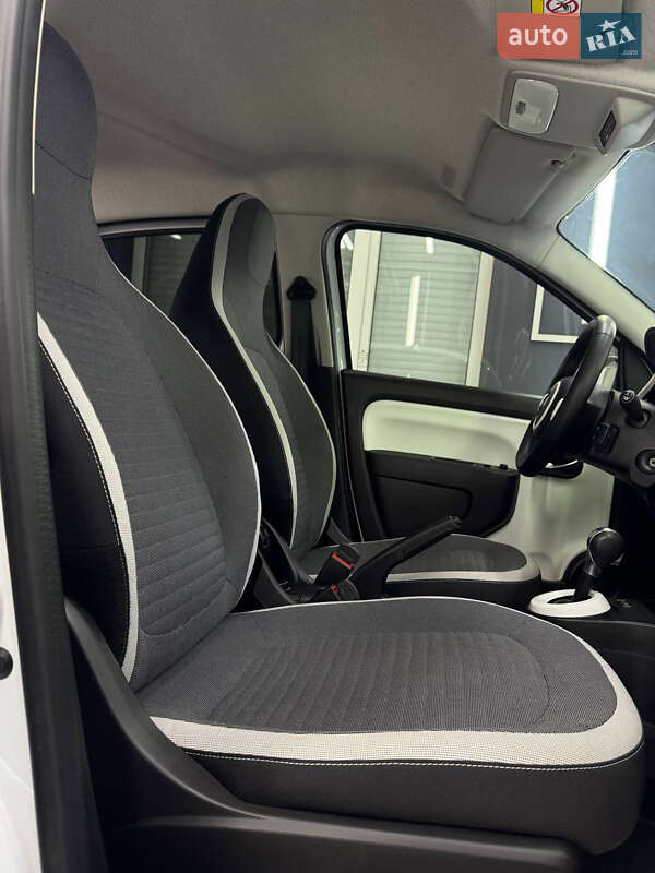 Хэтчбек Renault Twingo 2022 в Коломые фото 44 Хэтчбек Renault Twingo 2022 в Коломые