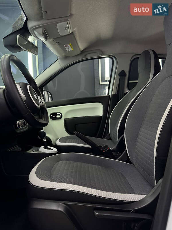 Хэтчбек Renault Twingo 2022 в Коломые фото 50 Хэтчбек Renault Twingo 2022 в Коломые