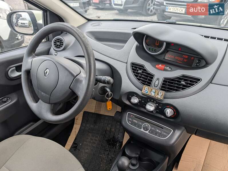 Хэтчбек Renault Twingo 2011 в Ровно