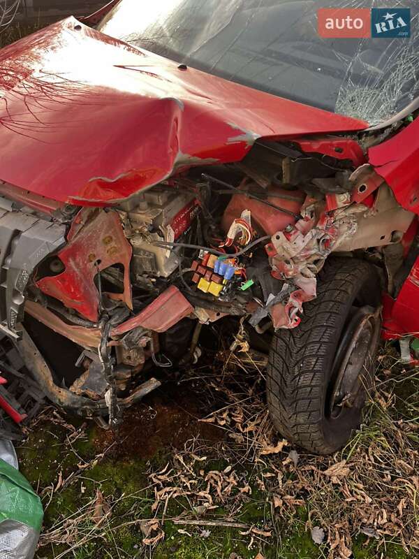 Хетчбек Renault Twingo 2010 в Бродах