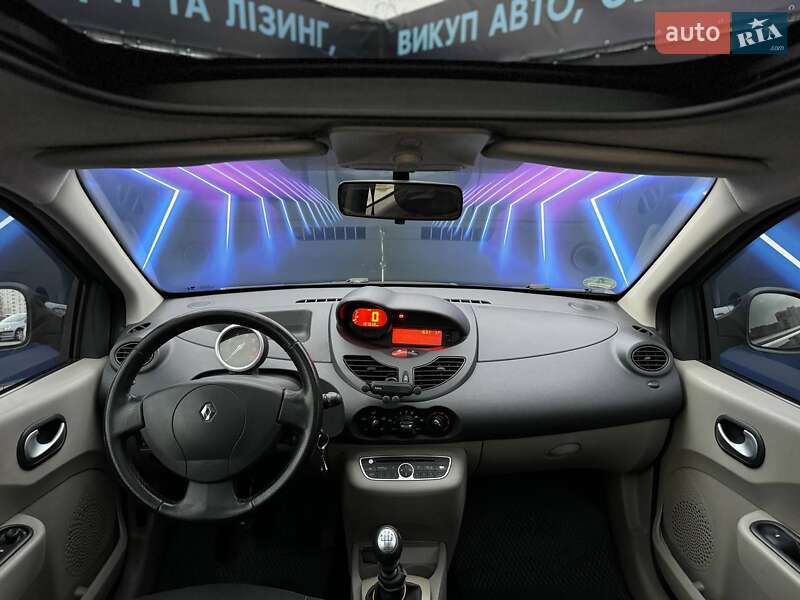 Хэтчбек Renault Twingo 2009 в Запорожье