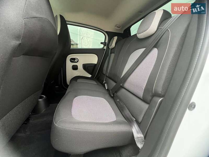 Хэтчбек Renault Twingo 2022 в Коломые фото 19 Хэтчбек Renault Twingo 2022 в Коломые