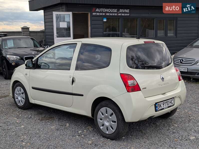 Хэтчбек Renault Twingo 2011 в Ровно