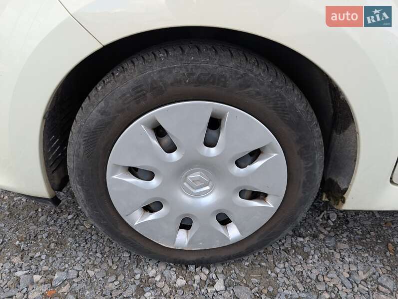 Хэтчбек Renault Twingo 2011 в Ровно