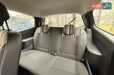 Хэтчбек Renault Twingo 2012 в Львове