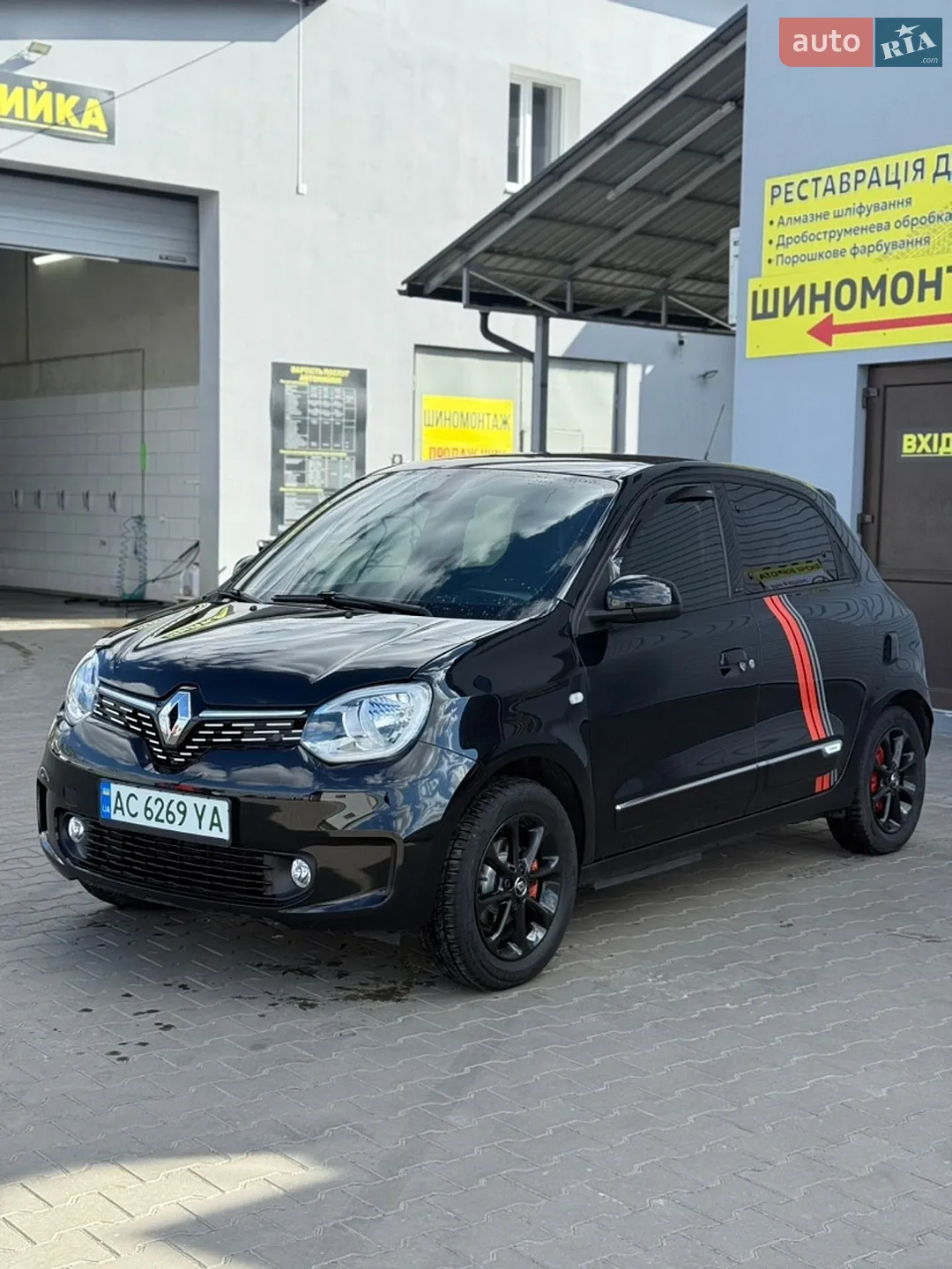 2021 Renault Twingo - мініатюра 2