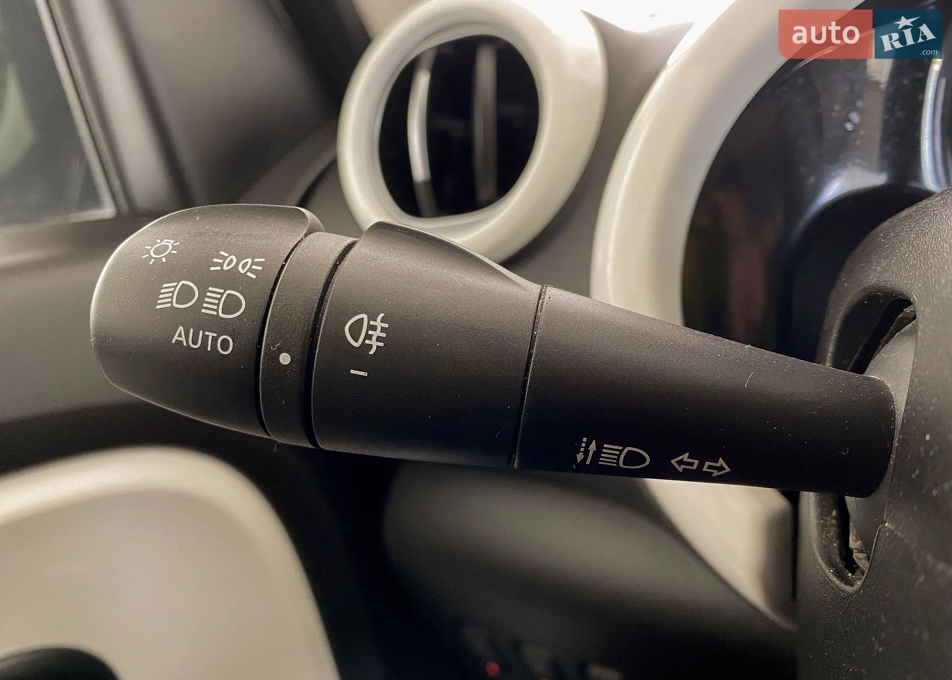 2020 Renault Twingo - мініатюра 16