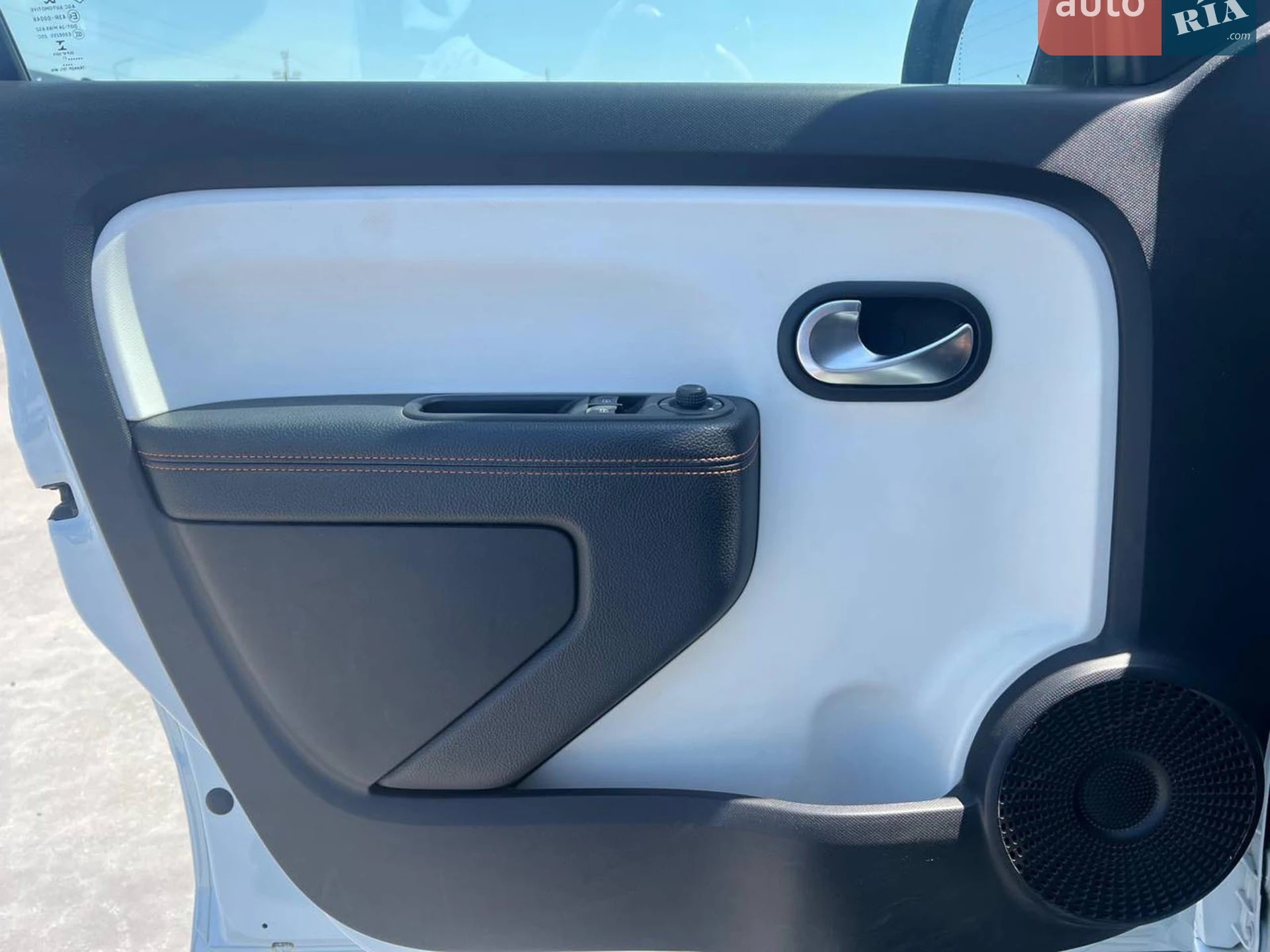 2021 Renault Twingo - мініатюра 17