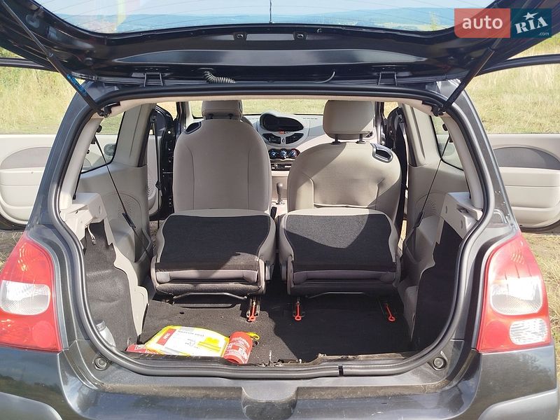 Хэтчбек Renault Twingo 2009 в Черновцах фото 13 Хэтчбек Renault Twingo 2009 в Черновцах