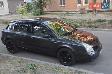 Хэтчбек Renault Vel Satis 2004 в 