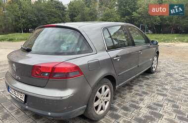 Хэтчбек Renault Vel Satis 2004 в 