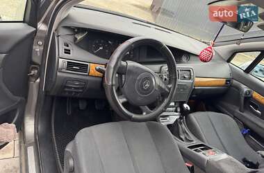 Хэтчбек Renault Vel Satis 2004 в 