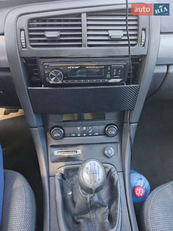 Хэтчбек Renault Vel Satis 2002 в Киеве фото 10 Хэтчбек Renault Vel Satis 2002 в Киеве