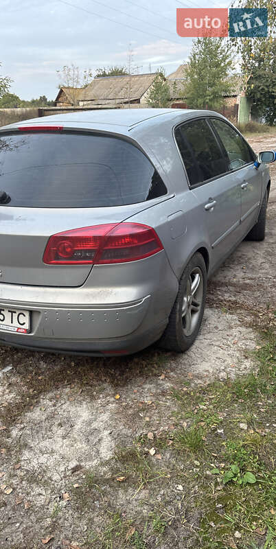 Хэтчбек Renault Vel Satis 2002 в Барышевке