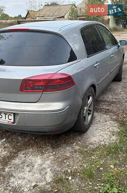 Хэтчбек Renault Vel Satis 2002 в 