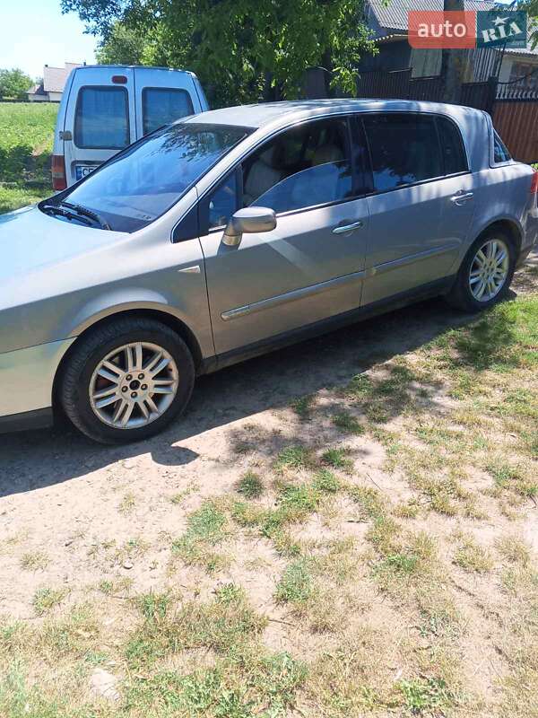 Хэтчбек Renault Vel Satis 2003 в Кицмани