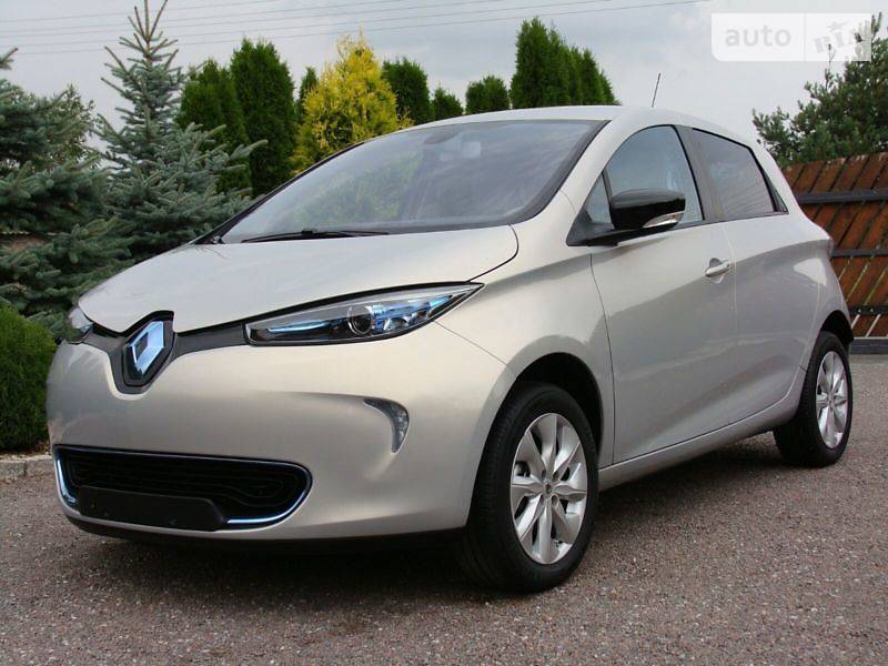 Renault Zoe 2015 года