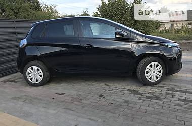 Хэтчбек Renault Zoe 2013 в 