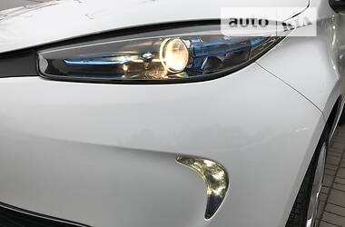 Хэтчбек Renault Zoe 2015 в Днепре