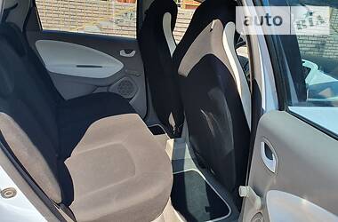 Хэтчбек Renault Zoe 2015 в Киеве