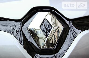 Хетчбек Renault Zoe 2014 в 