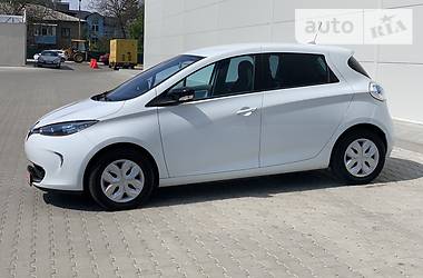 Хэтчбек Renault Zoe 2015 в Киеве