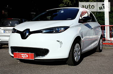 Хэтчбек Renault Zoe 2015 в Киеве