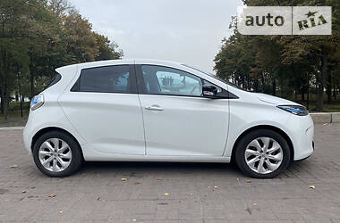 Хэтчбек Renault Zoe 2014 в Киеве