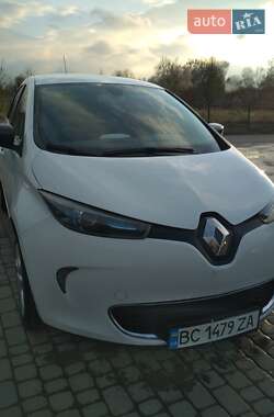 Хетчбек Renault Zoe 2017 в 