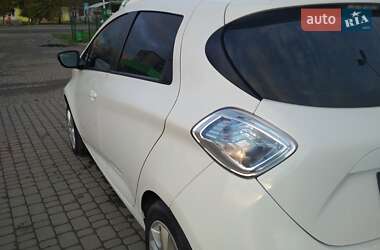 Хетчбек Renault Zoe 2017 в 