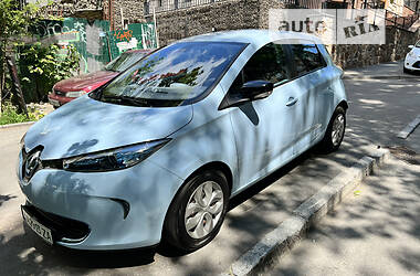 Хэтчбек Renault Zoe 2014 в Киеве