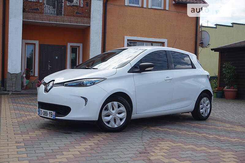 Хэтчбек Renault Zoe 2017 в Самборе