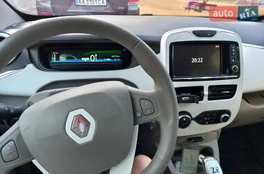 Хэтчбек Renault Zoe 2015 в Киеве