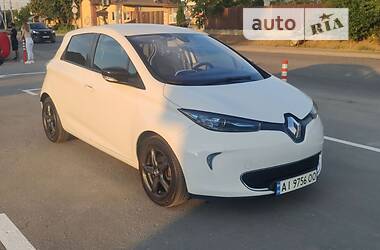 Хэтчбек Renault Zoe 2015 в Киеве