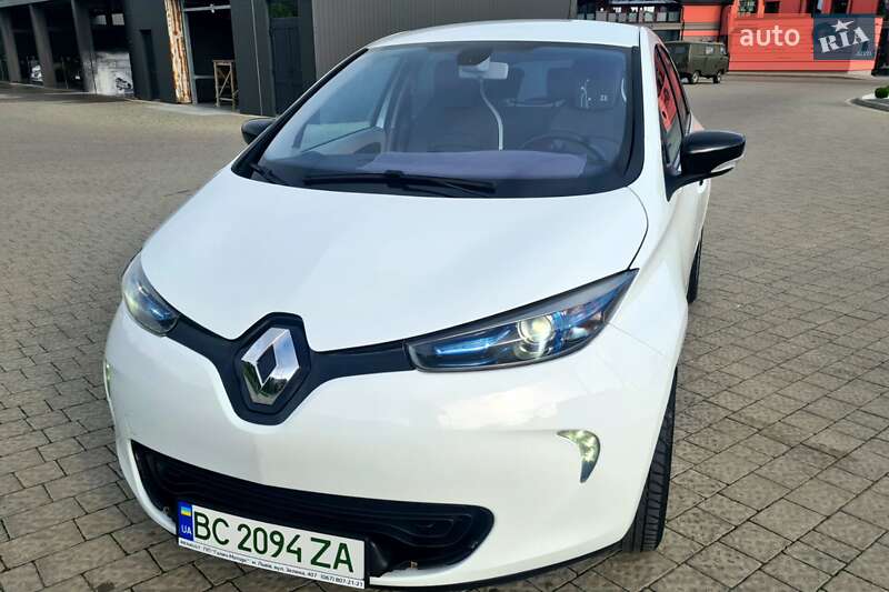 Хетчбек Renault Zoe 2015 в Дрогобичі