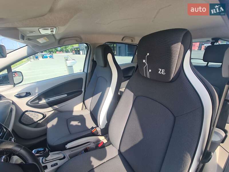 Хетчбек Renault Zoe 2015 в Дрогобичі